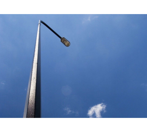 Опоры освещения и кронштейны