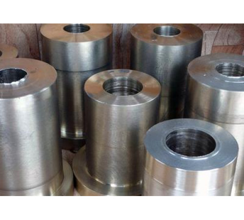 Стальные поковки с отверстием