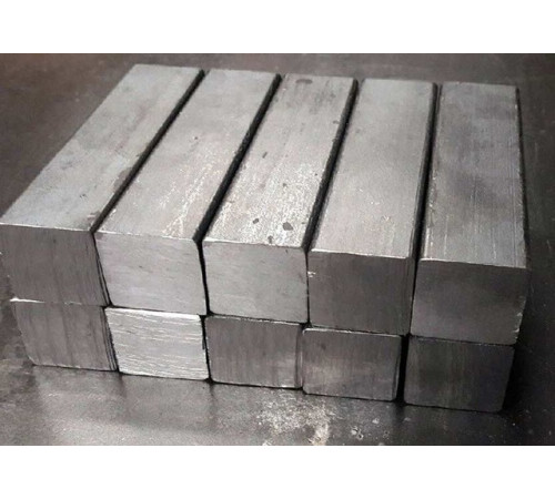 Титановый квадрат