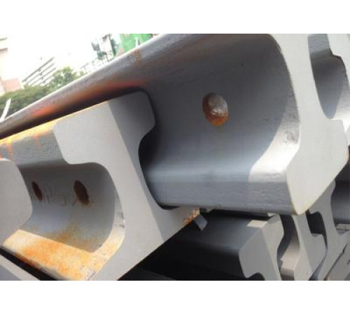 Трамвайный рельс